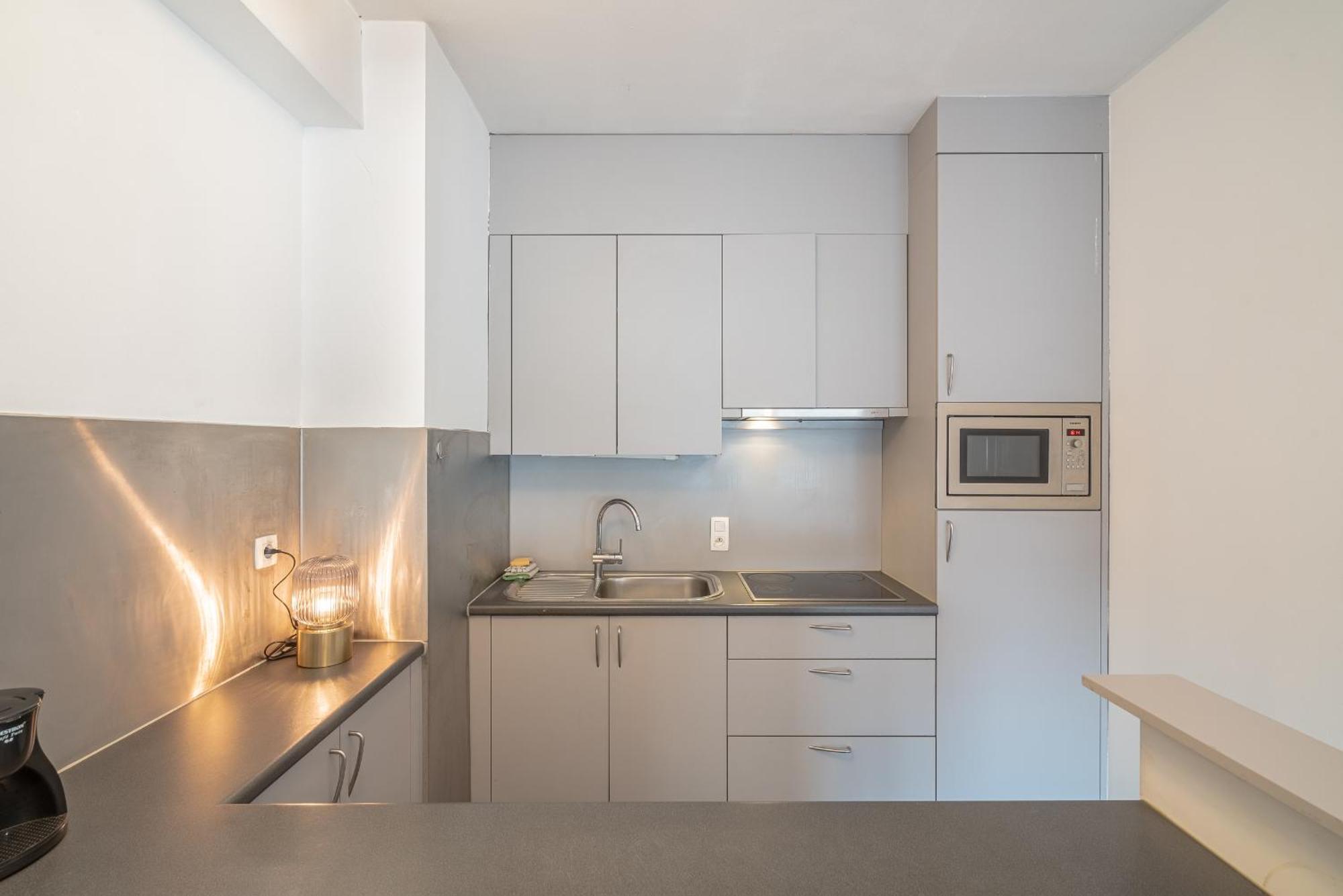 Bright In The Heart Of Apartment