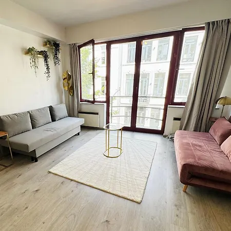 Bright Apartments In The Heart Of Antwerp Exterior photo